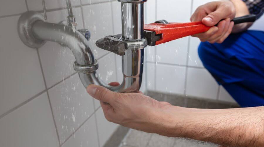 Expert burst pipe repair services in Cadwell, GA